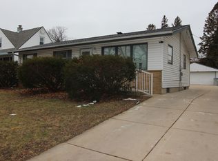 3653 S 87th St, Milwaukee, WI 53228