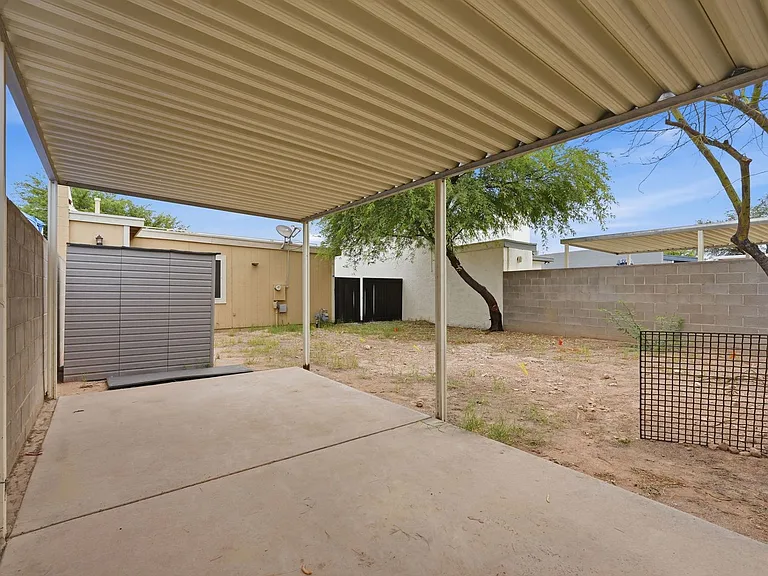213 W Virginia St — Photo 21