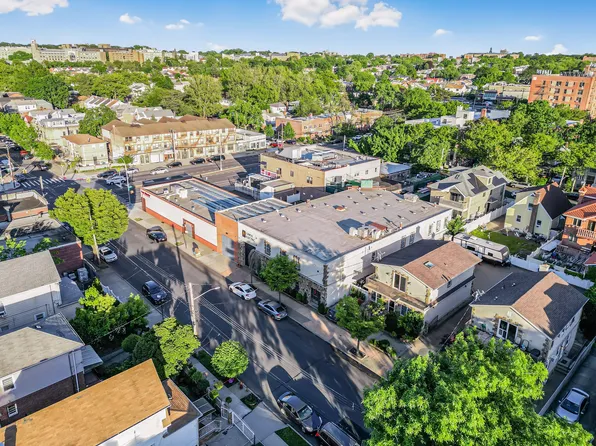 162-20 77th Road image 1 of 53