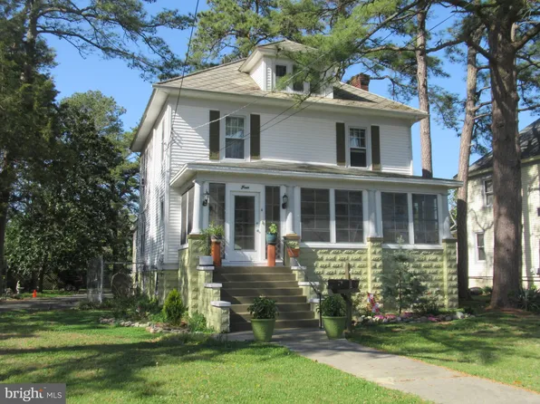 4 Cove St, Crisfield, MD 21817