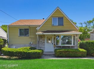 129 S Oakland Grv, Elmhurst, IL