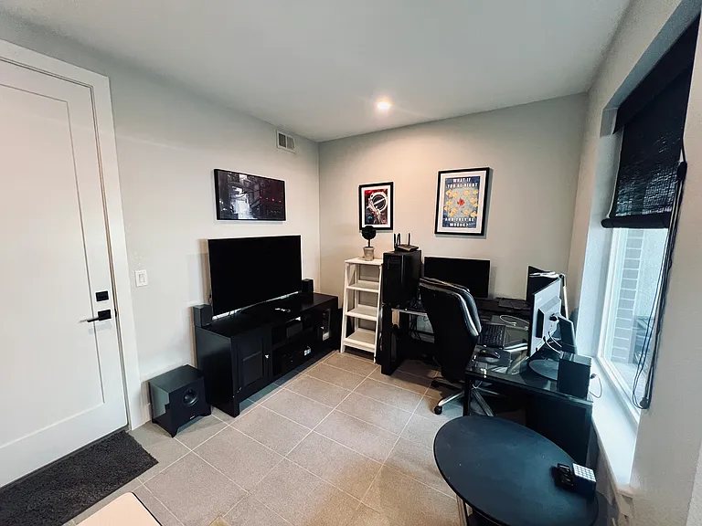 1581 Grove St #1 — Photo 33