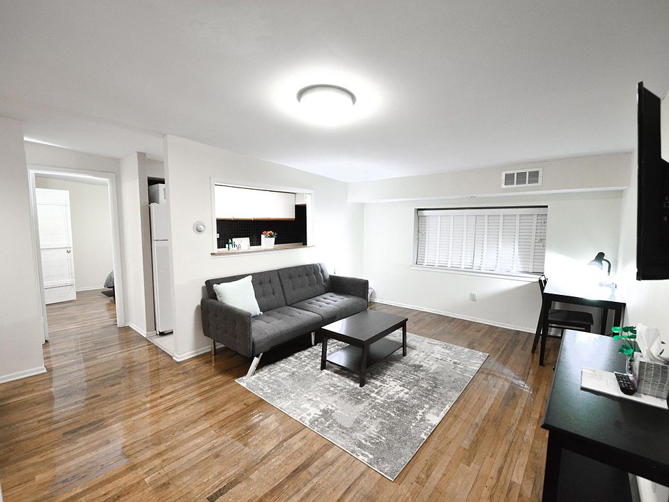 1st image of 1214 Waverly Walk #304