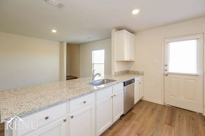 132 Somerdale Pass — Photo 6
