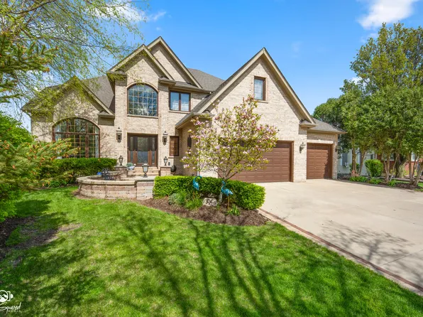 5915 Rosinweed Ln, Naperville, IL 60564