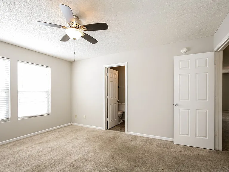 10860 Wymm Ln — Photo 13