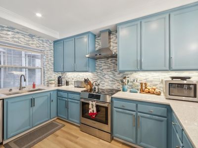 852 Diablo Ave APT 106, Novato, CA, 94947
