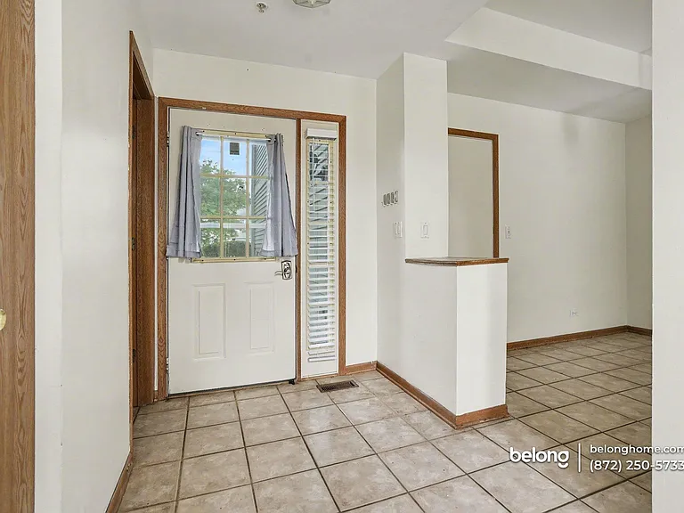 1157 E Cambria Ln S — Photo 12