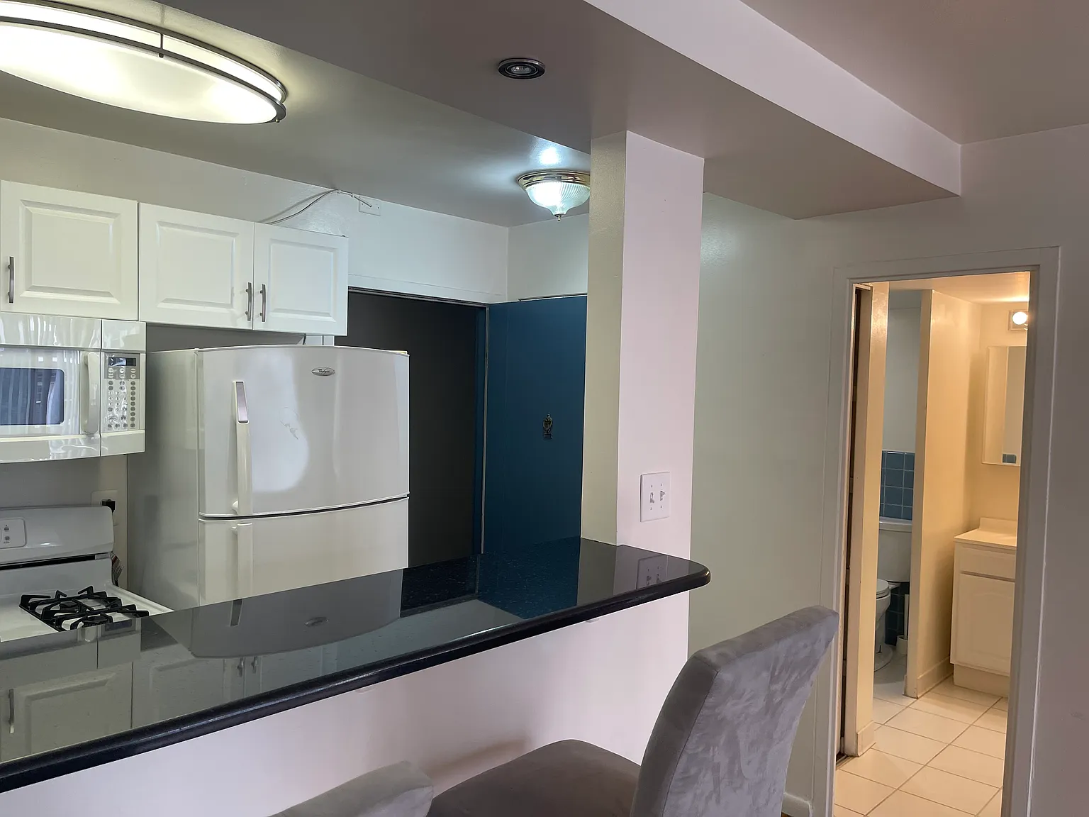 Studio, 500 sqft, $1,895 — Photo 4