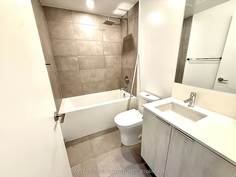 8 Wellesley St W #4506 — Photo 4