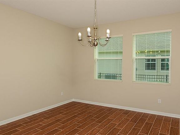 5th image of 1849 Westerham Ave