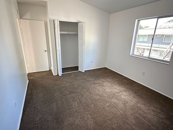 3rd image of 509-515 Zahn Dr #511-B