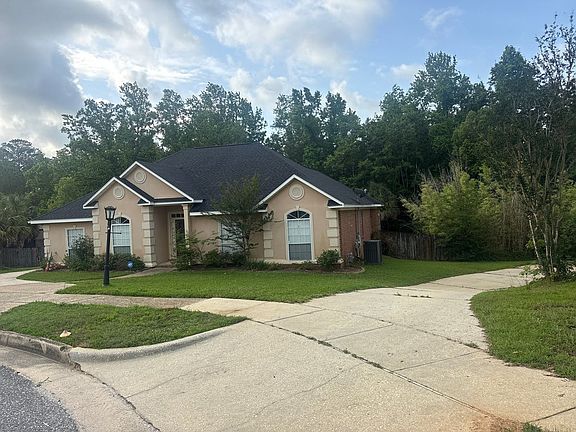 2nd image of 7515 Cumberland Ct