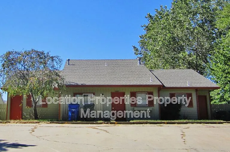 2807 Ridge Ct #B — Photo 1