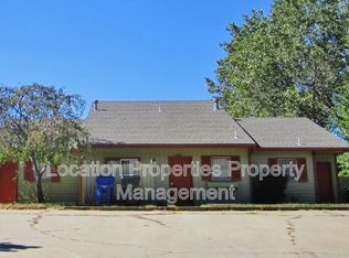 2807 Ridge Ct APT B, Lawrence, KS 66046