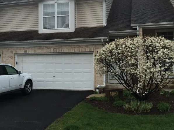 1179 E Danbury Dr, Cary, IL 60013