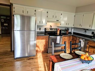 7901-7903 Daniel Ct., Racine, WI 53406