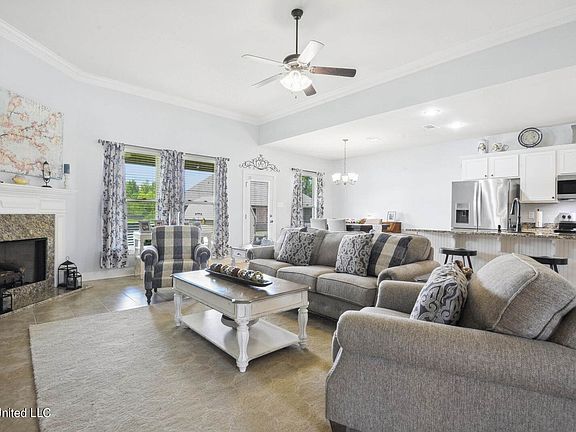 4th image of 16244 Millsaps Ave