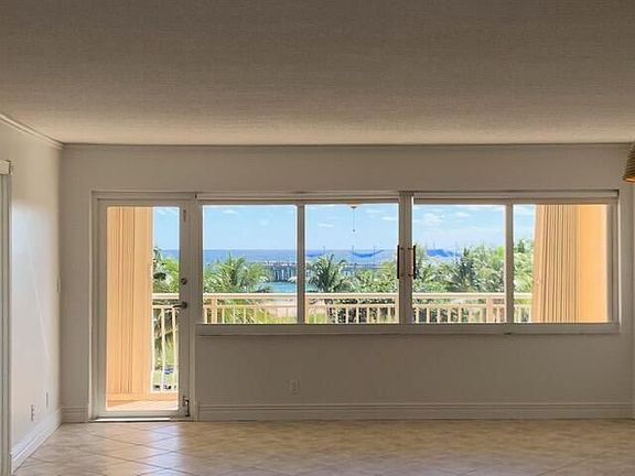 5th image of 328 N Ocean Blvd APT 404