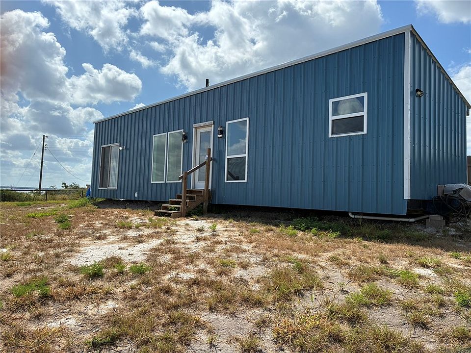 1st image of 111 Vista #11