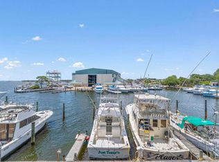 14100 River Rd #223B, Pensacola, FL 32507