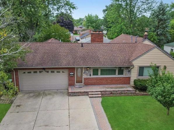 17219 Euclid Ave, Allen Park, MI 48101