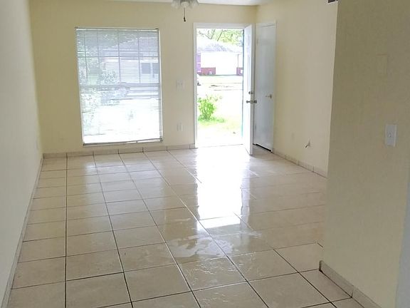 4th image of 7713 Coot St