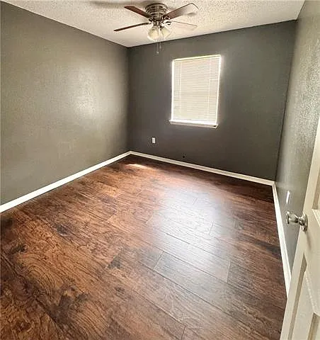374 Highland Dr — Photo 12