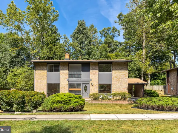 14519 Barkwood Dr, Rockville, MD 20853