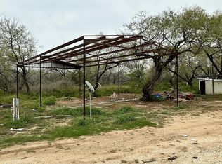 2805 E Fm 476, Poteet, TX 78065