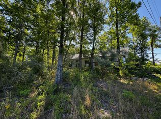 72 Dixie Tower Dr, Burnside, KY 42519