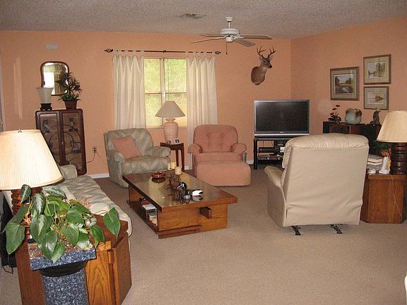 Living Room has laminate flooring