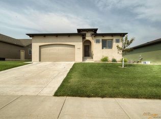 6439 Dunsmore Rd, Rapid City, SD 57702