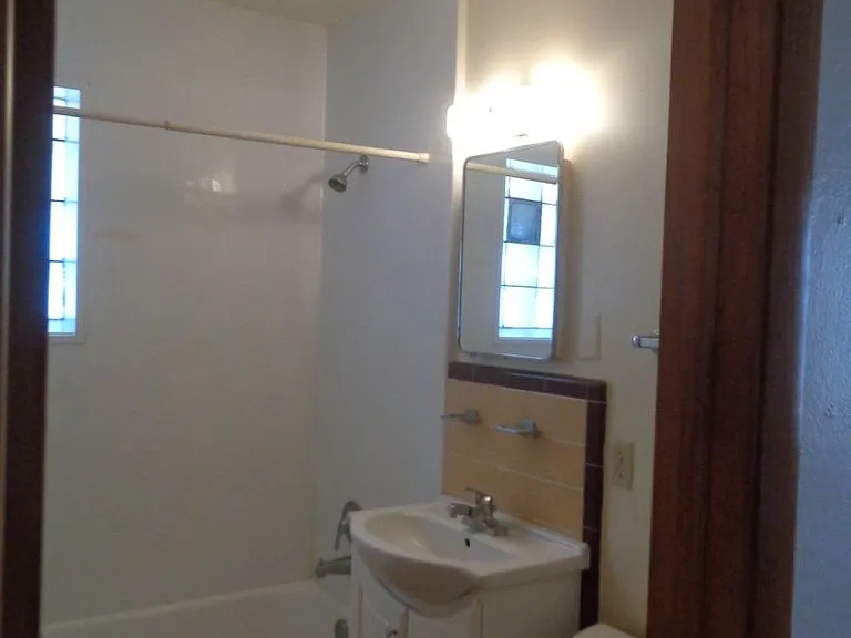 1135 E Gorham St — Photo 11