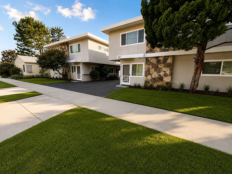 2306-2310 Mira Vista Ave — Photo 16