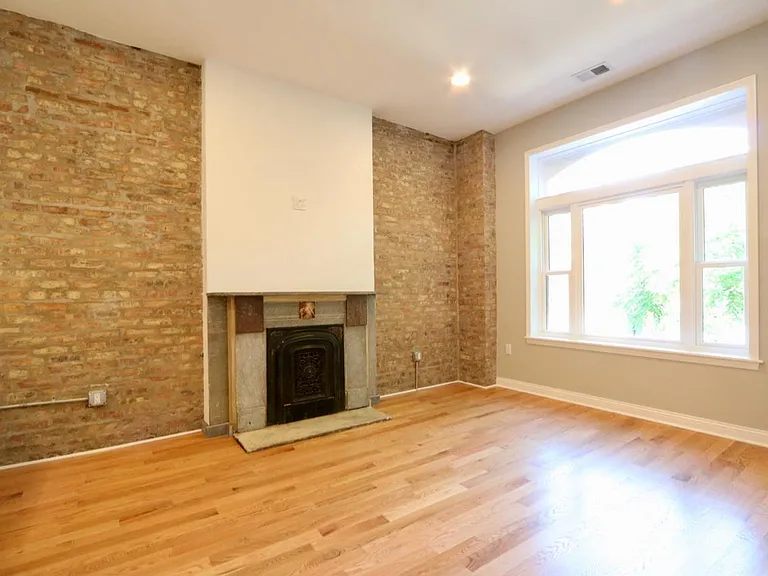 1921 S Peoria St #2 — Photo 2