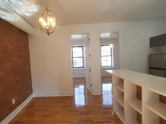 Rented by Compass | media 22