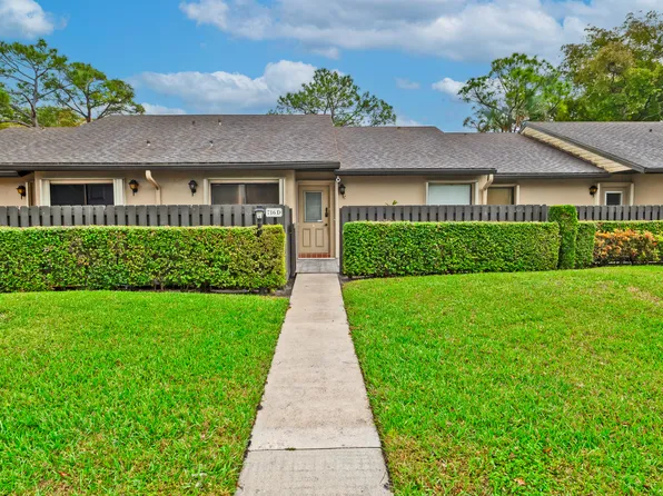 716 Sunny Pine WAY #D, GREEN ACRES, FL 33415