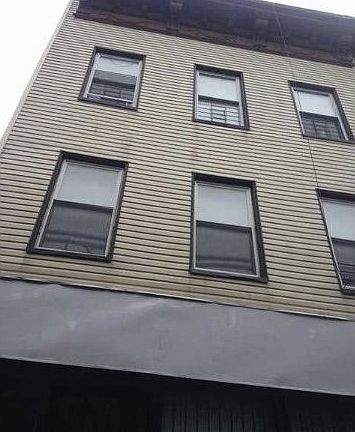 2nd image of 10608 Jamaica Ave