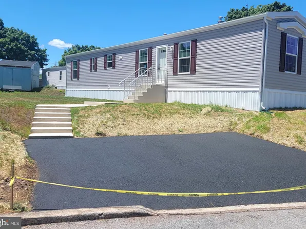 140 Hill Ave, Birdsboro, PA 19508