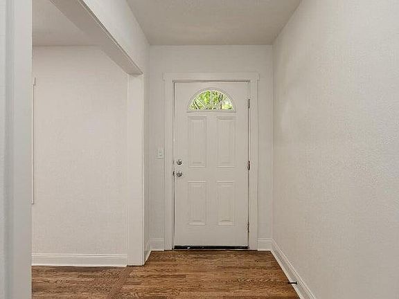 5th image of 822 McHann Dr