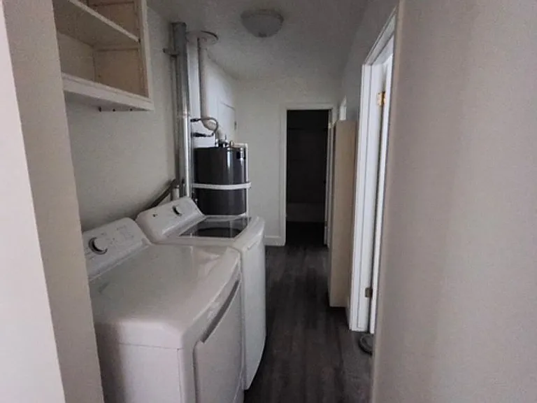 1211 Mayette Ave. — Photo 9
