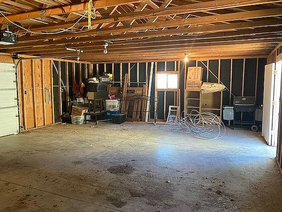 280 Square Foot Work Area
