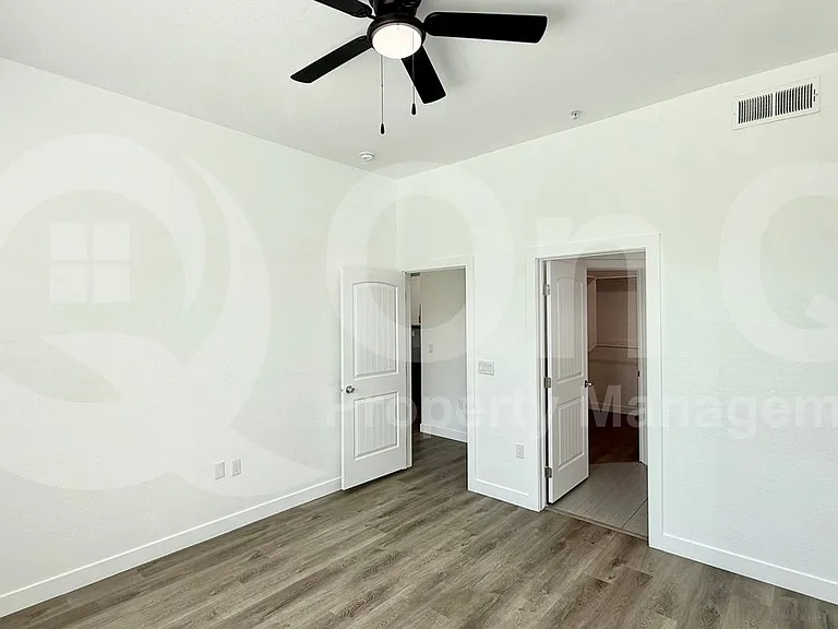 9160 N 67th Ave #226 — Photo 44