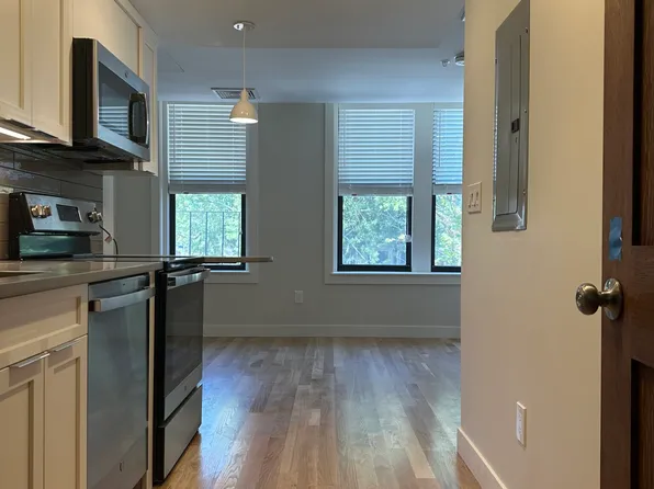 48 John F Kennedy St, Cambridge, MA