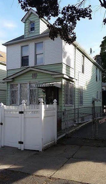 1st image of 886D Cranford Ave