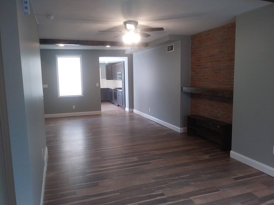 Living/Dining Rooms