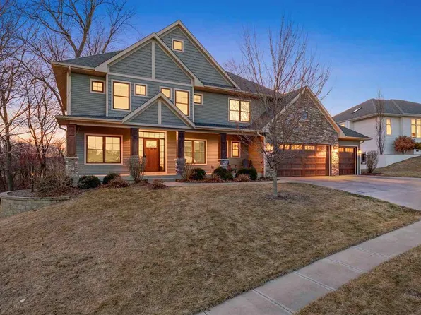 955 Camp Cardinal Rd, Iowa City, IA 52246