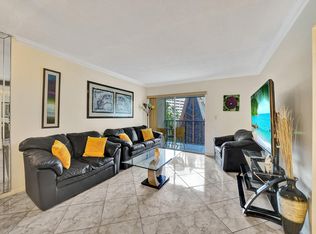 201 178th Dr APT 439, Sunny Isles Beach, FL 33160