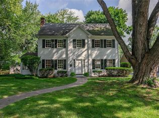 36 Shoreham Dr, Rochester, NY 14618